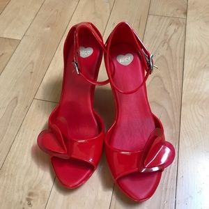 Mel Red Jelly Heels with Heart Detail Size 6 ♥️